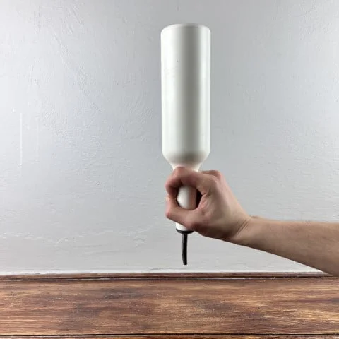 barmańskie chwyty butelki