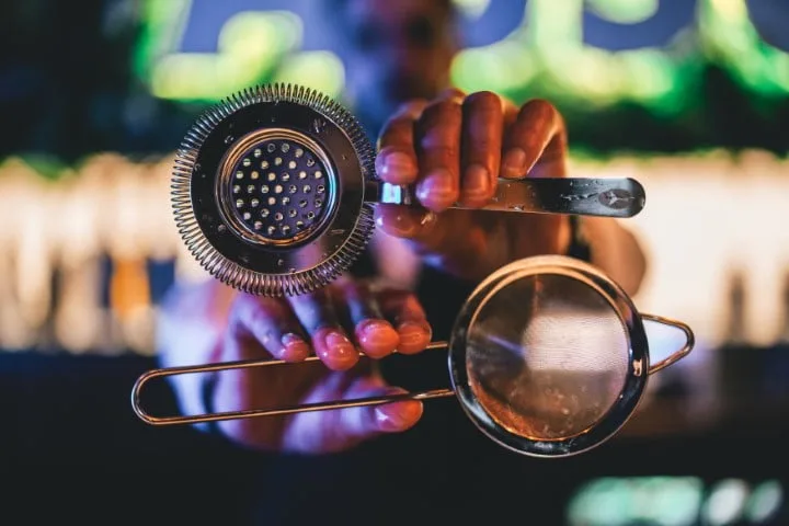 Sitko barmańskie wewnętrzne i gęste sitko barmańskie