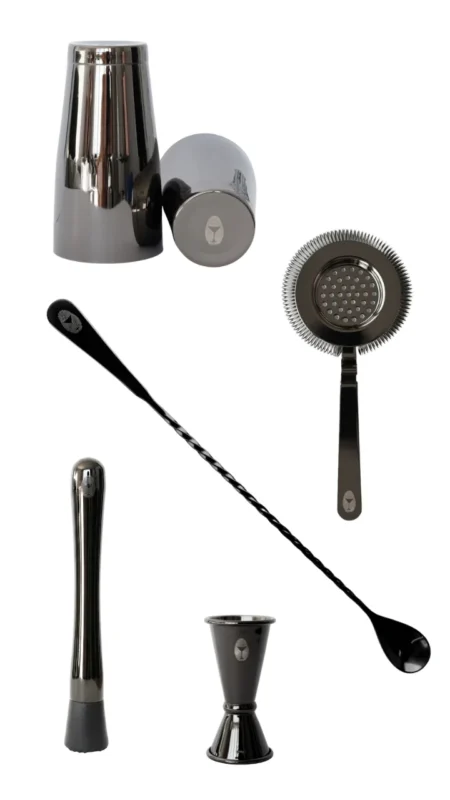 czarne akcesoria barmańskie dla początkujących